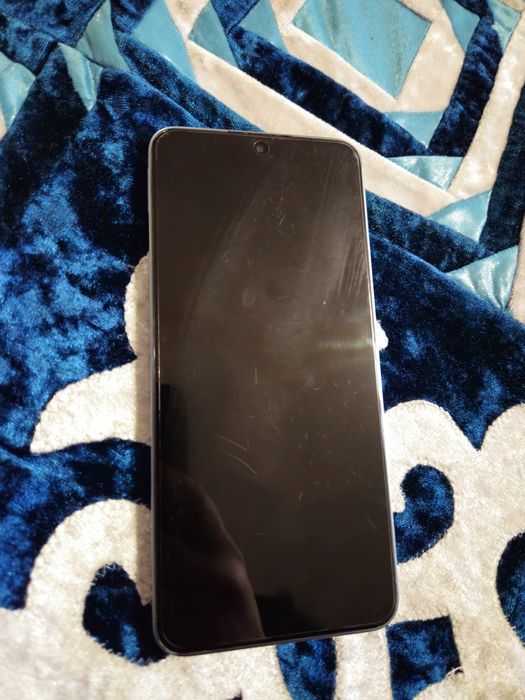 Обменяю либо продам телефон Honor X8A