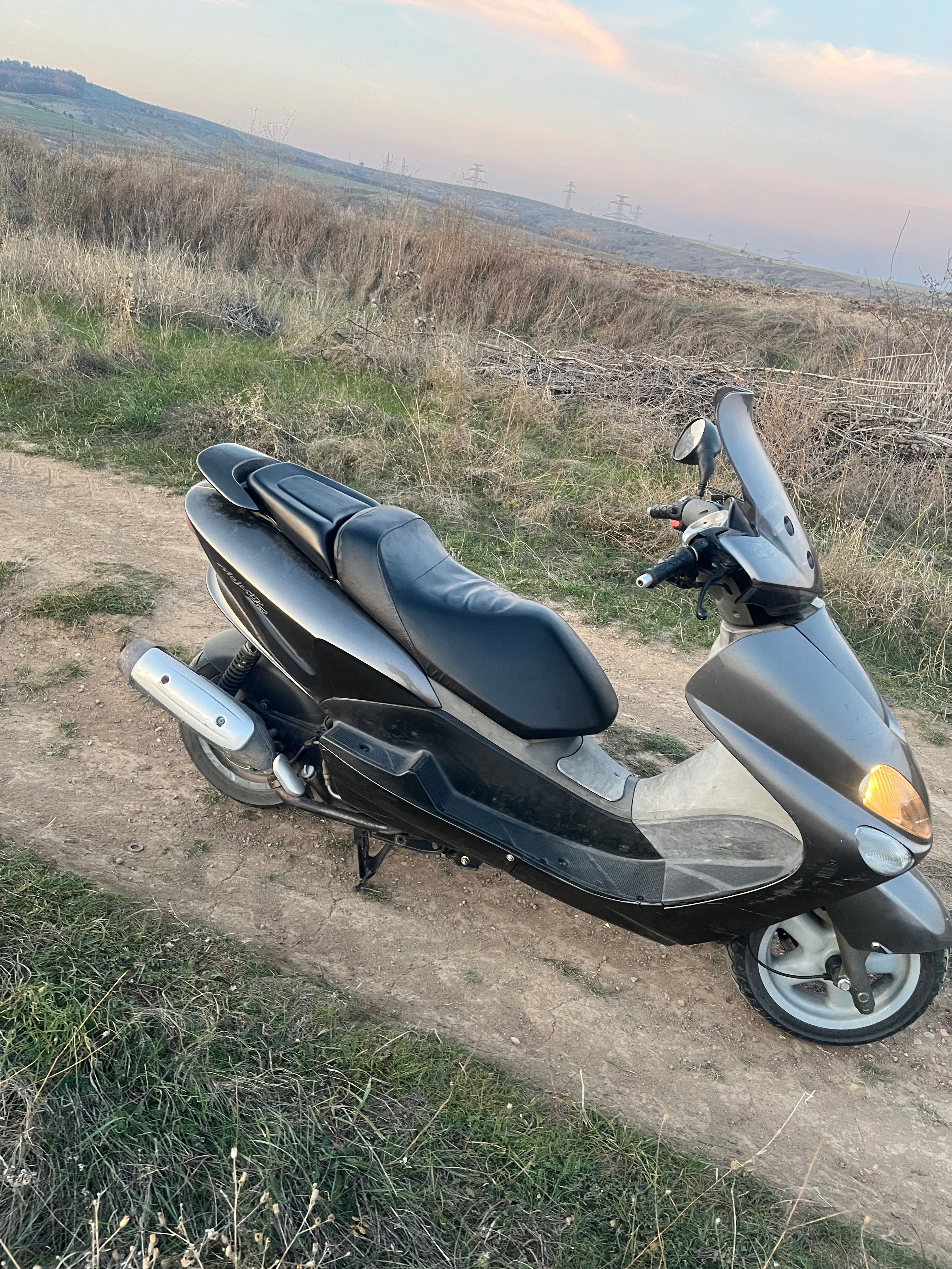 Yamaha majesty 180