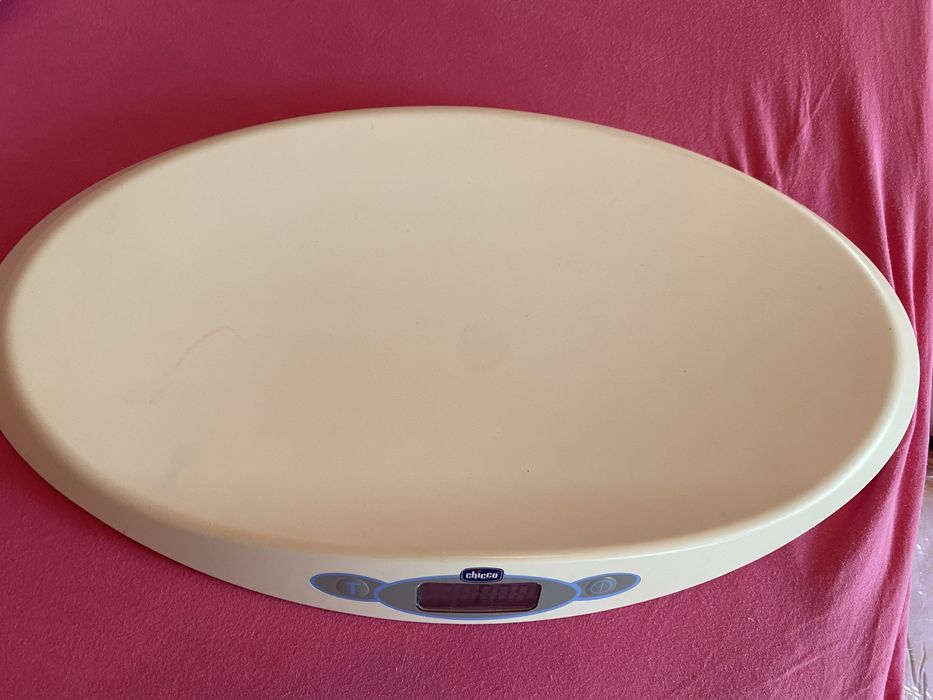 Cantar electronic digital Chicco pentru bebelusi