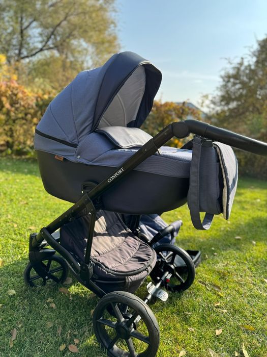 Коляска Pituso Confort