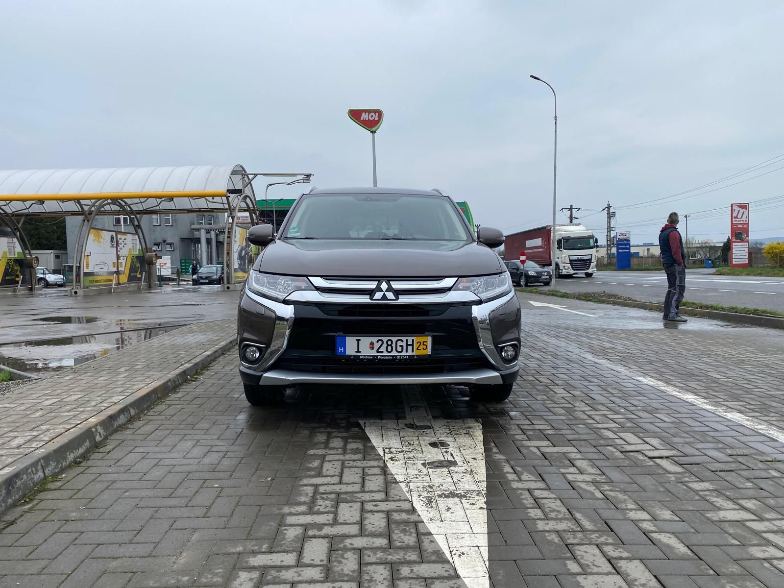 Mitsubishi Outlander 2.2 Diesel 4x4 2017 Automat