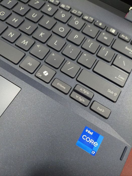 Noutbuk ноутбук новый Asus ExpertBook Core i7-1355U Bepul yetkazish