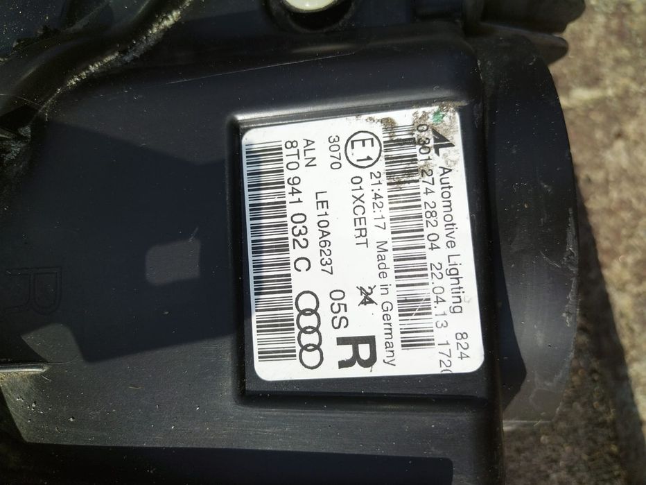 Far audi a5 bixenon cornering