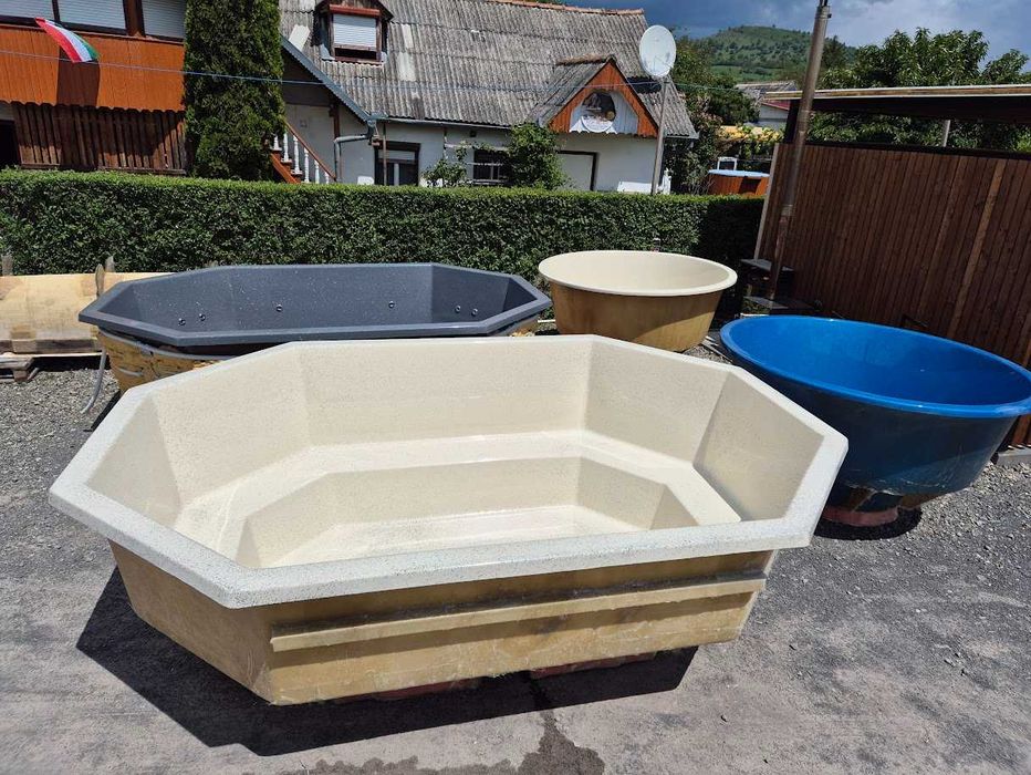 Piscină mică octogonală – Direct de la producător