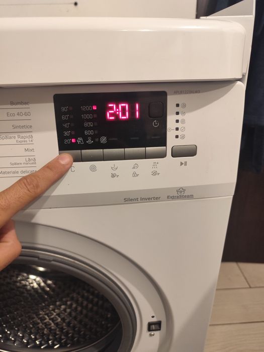 Mașină de spălat arctic 8kg , ca nouă