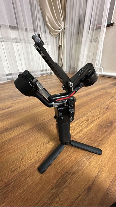 продается стабилизатор dji rs4 ronin