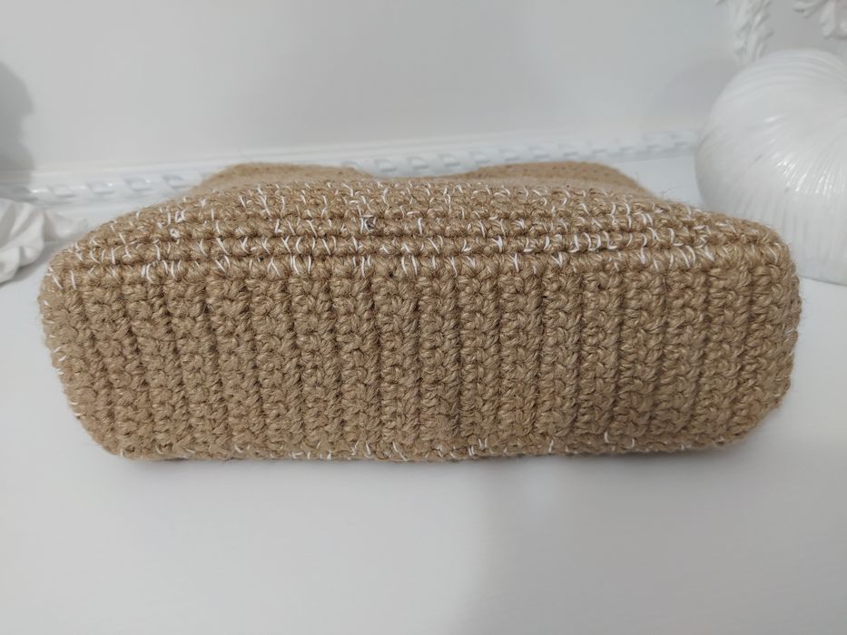 Ръчно плетена чанта от юта
