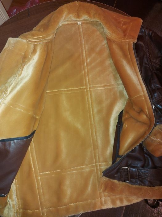 Geaca de piele dama. Model aviator