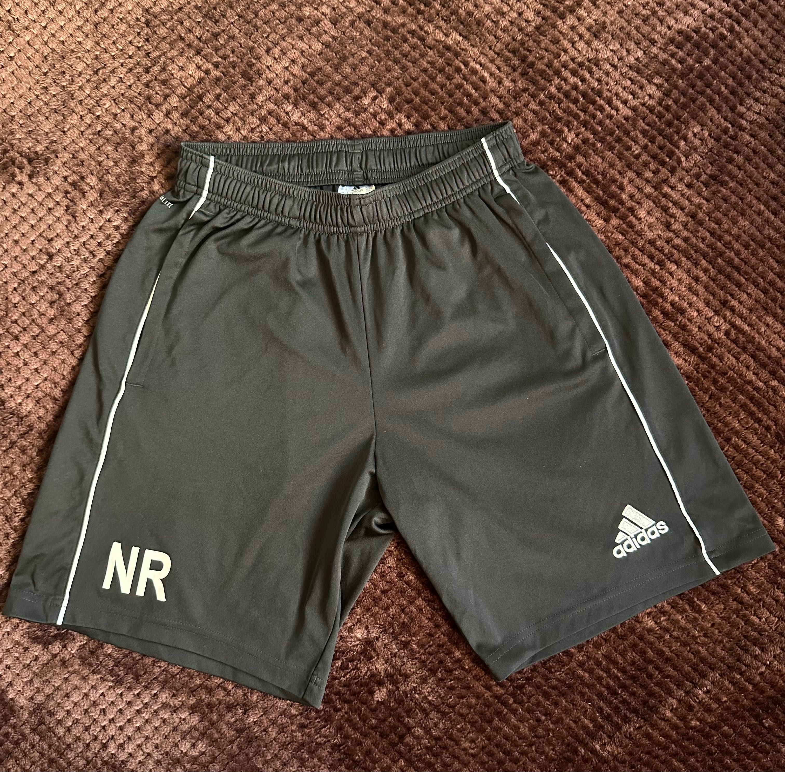 Мъжки къси панталони Adidas