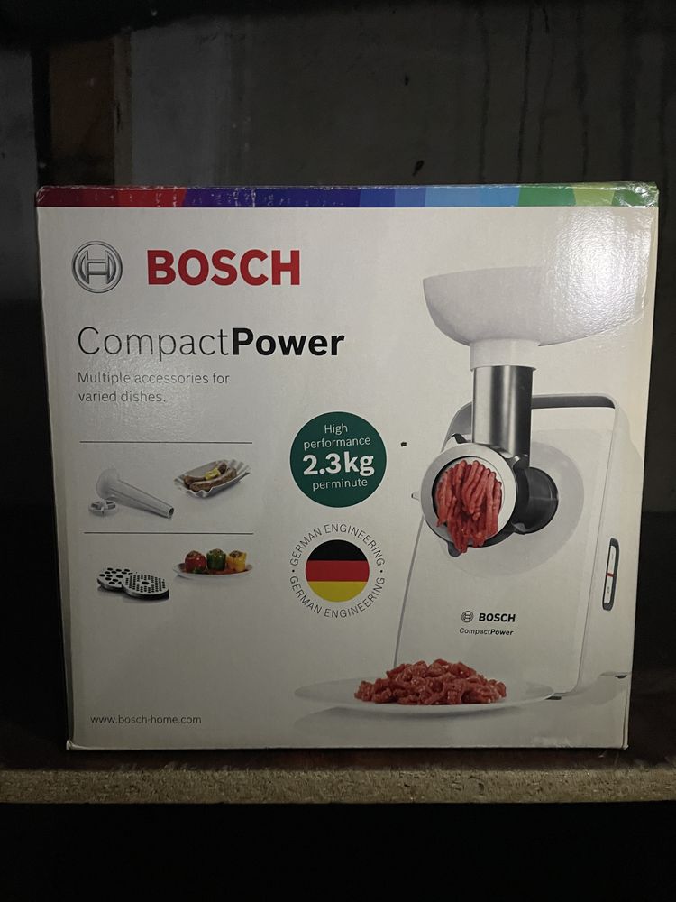 Masina de tocat carne BOSCH CompactPower MFW3910W
