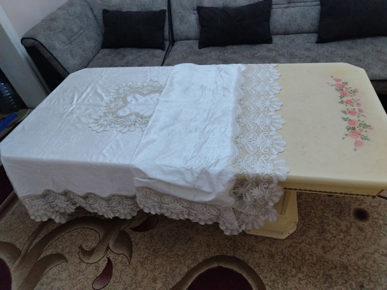 Продаётся  Стол.длена 2 м