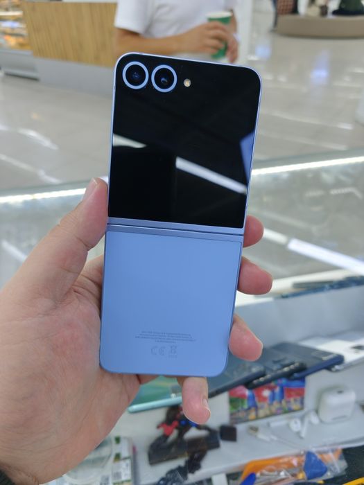 Срочно Samsung Flip 6 256гб