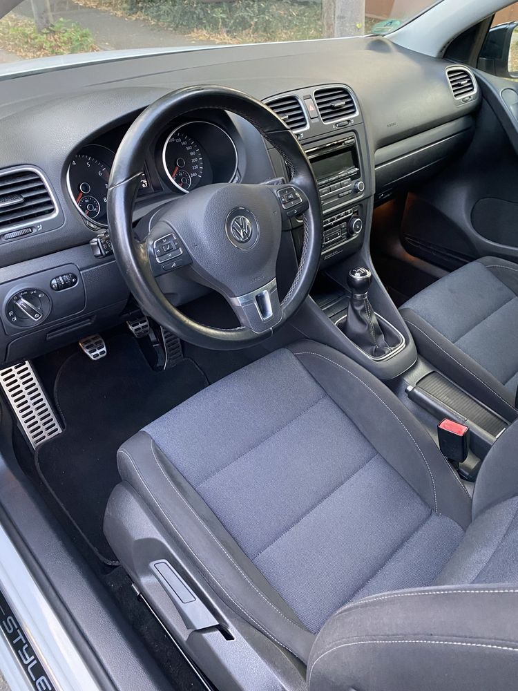 Vand Volkswagen Golf 6 Style 2012 1.4tsi 122CP