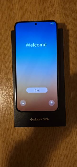 Samsung Galaxy S23 plus - 8GB RAM / 256 GB