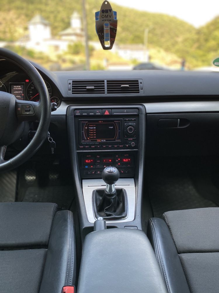 Audi A4 B7 170cp S-line  -  Schimb/variante