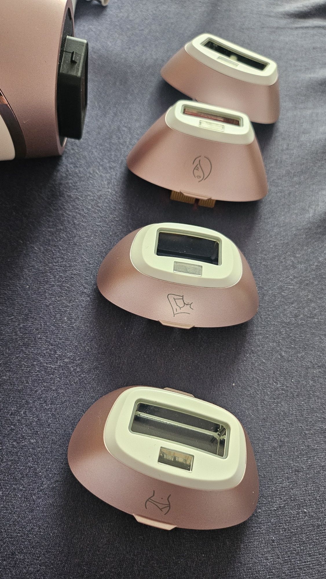 Фотоепилатор Philips Lumea Bri958