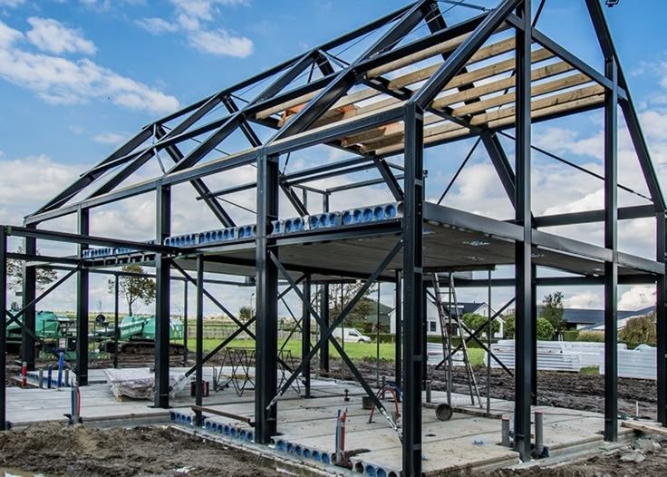 Case pe structura metalica