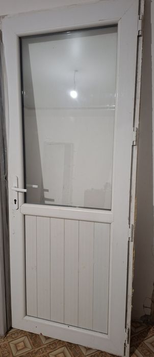 Пластик есік сатылады