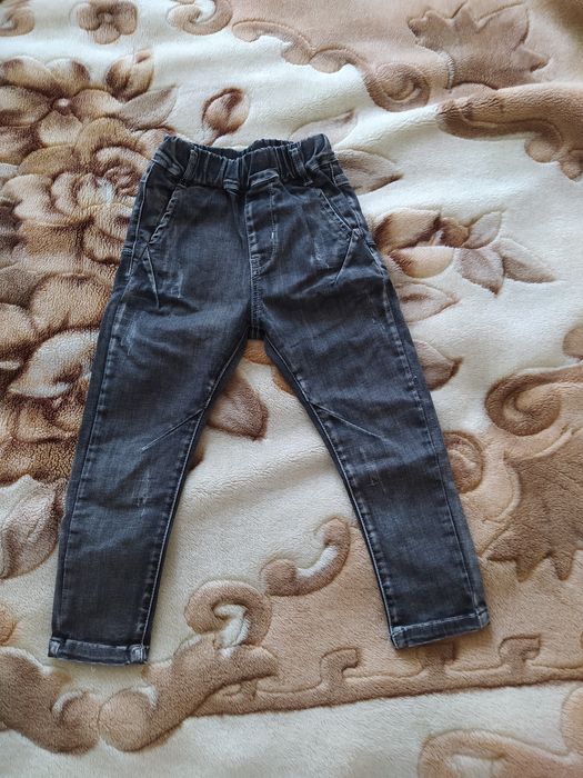 Джинсы детские черные