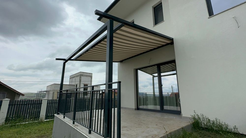 Copertine/Marchize retractabile. Casetate, Simple, Verticale, Zip