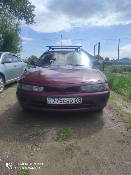 Авто ,, Митсубиси -Галант "1995г/в. Объем дв.1.8 КПП-механика.