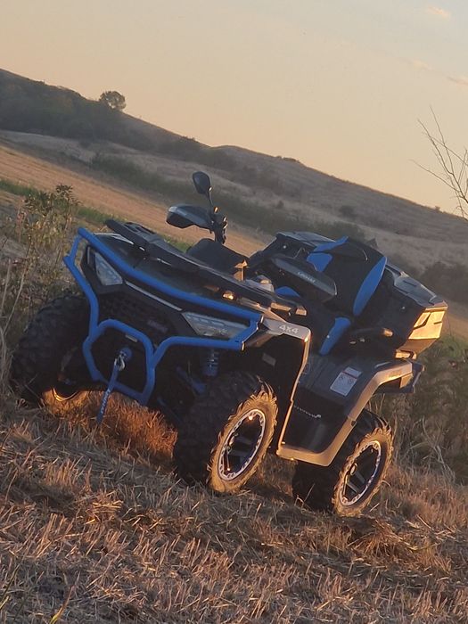 Vând atv linhai 650