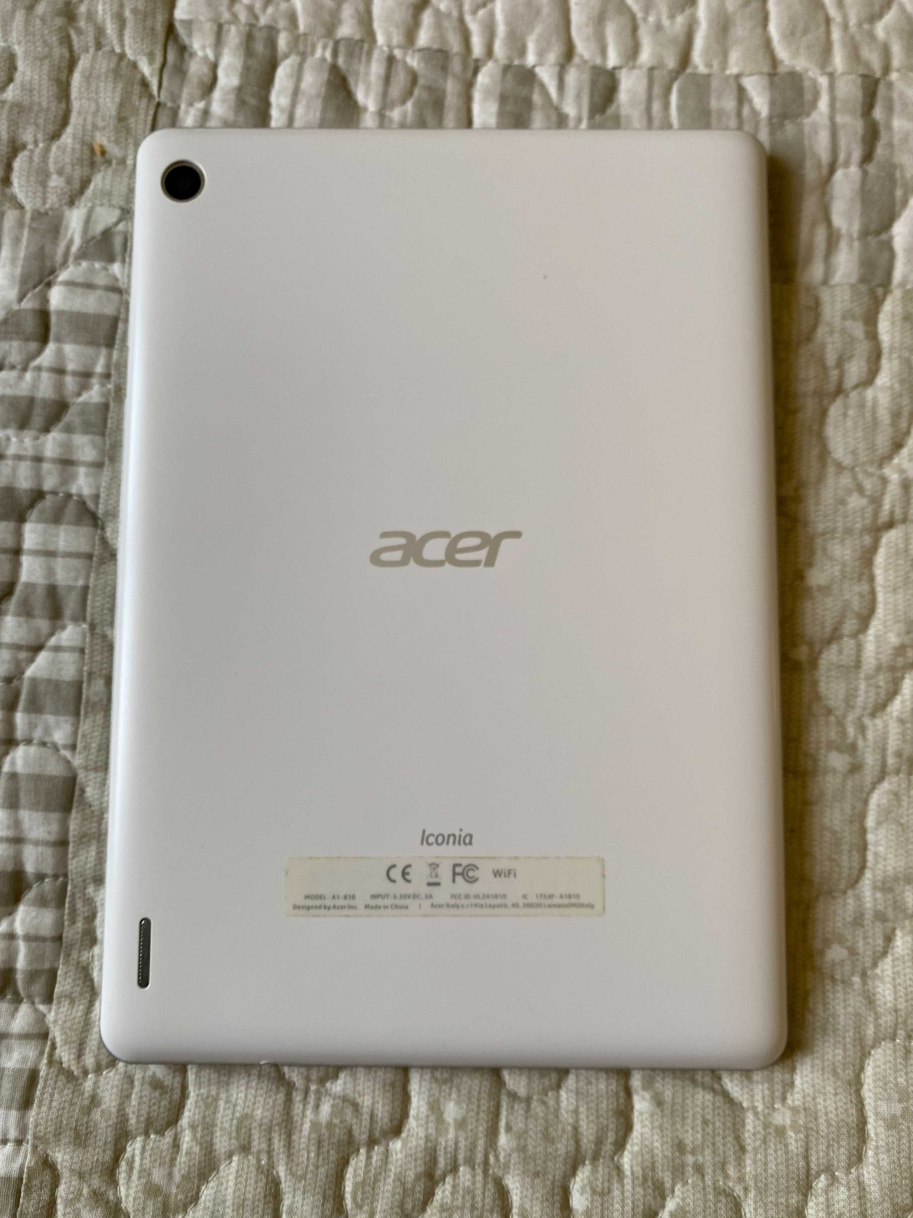Tableta Acer Iconia A1-810, cu husa
