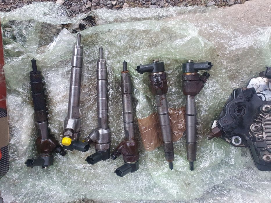 Injectoare, pompă înaltă presiune,set genți  Honda CR-V 2,2 din anul 2