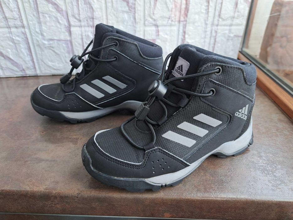 детски ботуши,зимни обувки,боти,апрески,Adidas номер31 за момче,адид