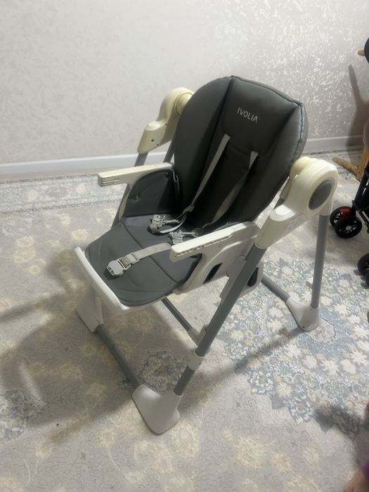 Продам детскую стульчик трансформер