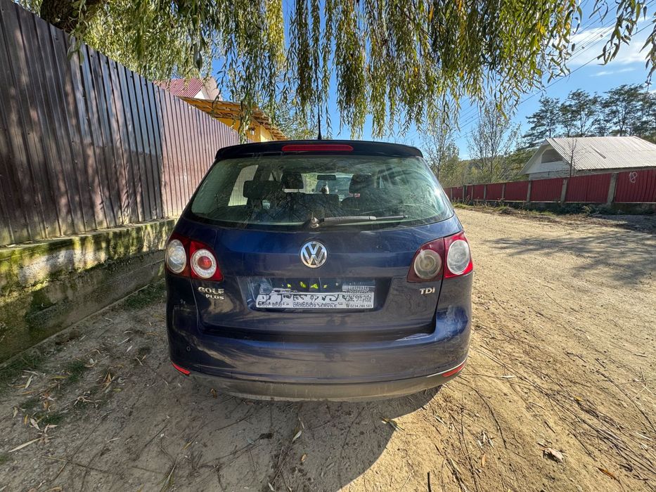 Vând wv golf 5 plus