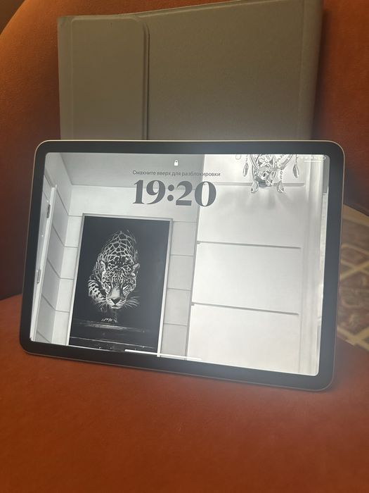 Продам Айпад Айр 2024