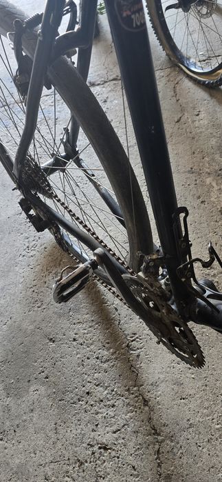 Bicicletă mare pentru persoane înalte are Dinamo în butuc