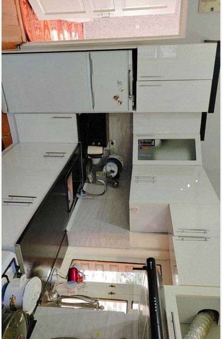 9 хонали ховли сотилади