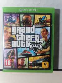 Vând CD GTA 5 Xbox One + hartă