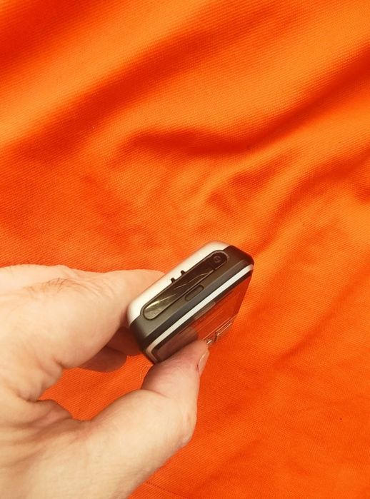 Sony Ericsson k320i ( DECODAT)