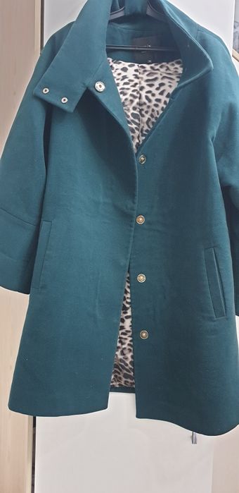 Продам польто женское 46-50