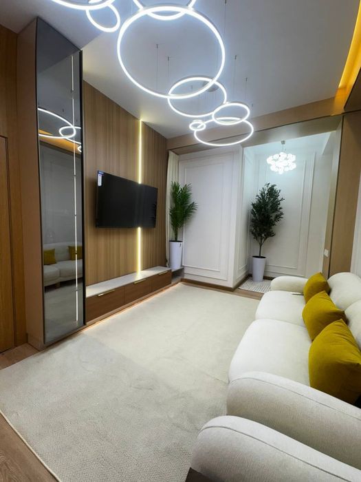 Шахристанская. Чинабад 
ресторан Венеция 
Новостройка ЖК ЕВРОХАУС
3х