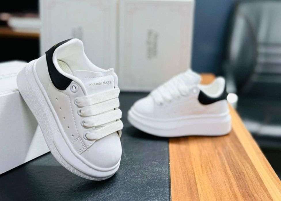 Adidasi fete și baieti