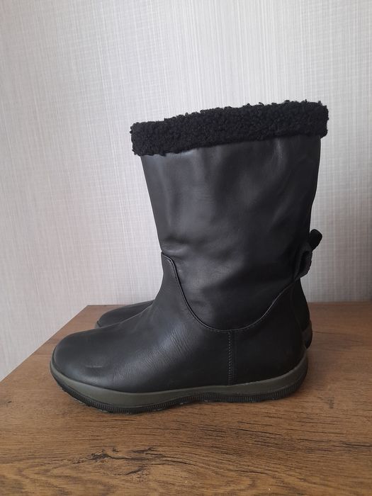 CAMPER gore-tex ботуши 40 номер.