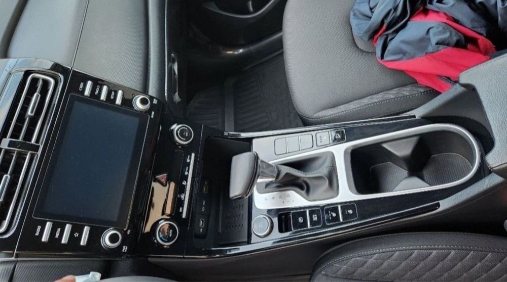 Hunday creta 2 lik mator tozzza kraskasi holati zor fulldan 1 pasti