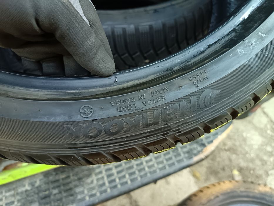 Anvelope MS iarna 275 35 19 hankook 7mm.2015