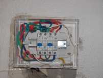 Electrician cu experiență