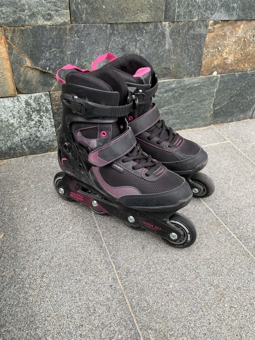 Черни ролери с розови акценти – размер 40, стил и комфорт!