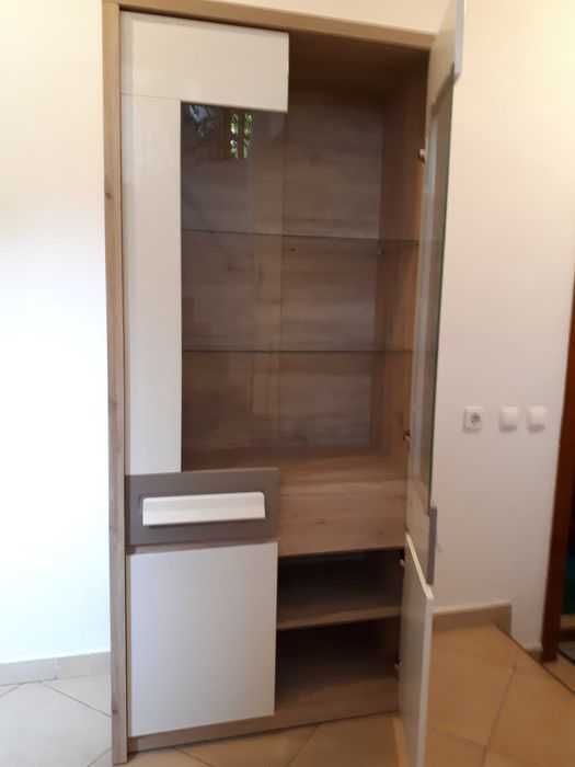 Vitrina Fresco, cu doua usi de sticla