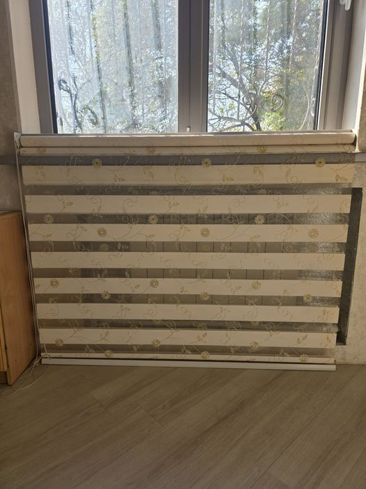 Жалюзи в хорошем состоянии,  2 шт