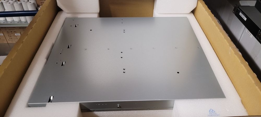 Dell Switch S4112F 12x10GbE SFP+ 3x100GbE QSFP28 IO FAN 2xAC PSU