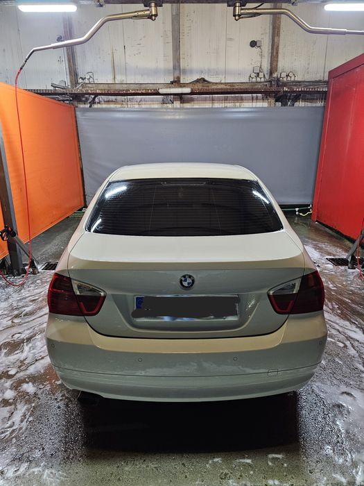Bmw seria 318i e90 nfl