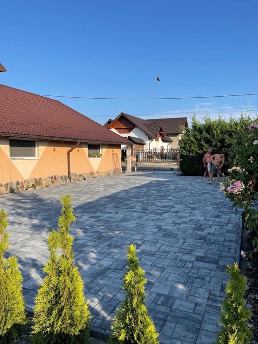 Montam pavaje rigole borduri