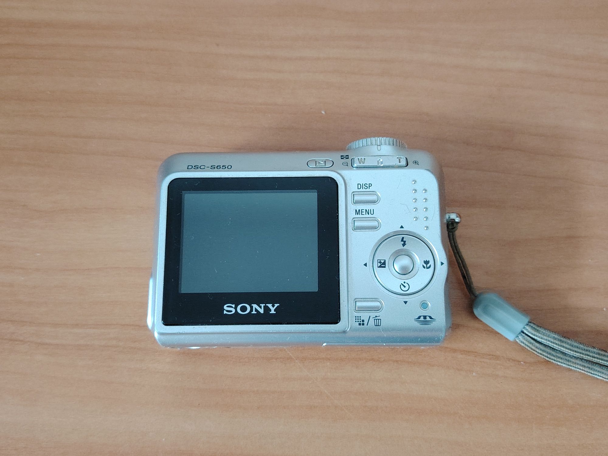 Sony Cybershot DSC-S650 работещ